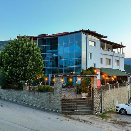 Hotel Kanione Cerenisht 外观 照片