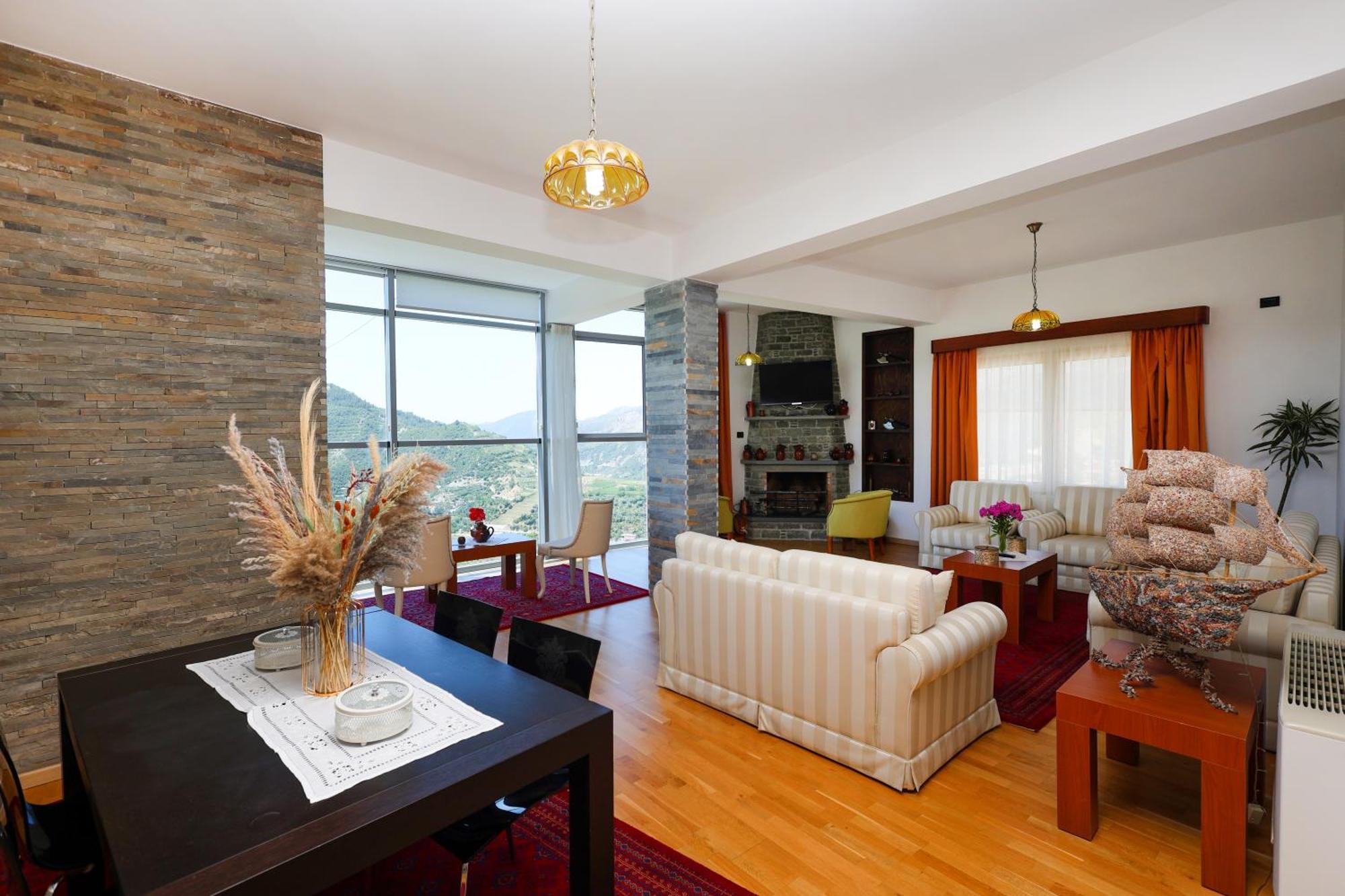 Hotel Kanione Cerenisht 外观 照片